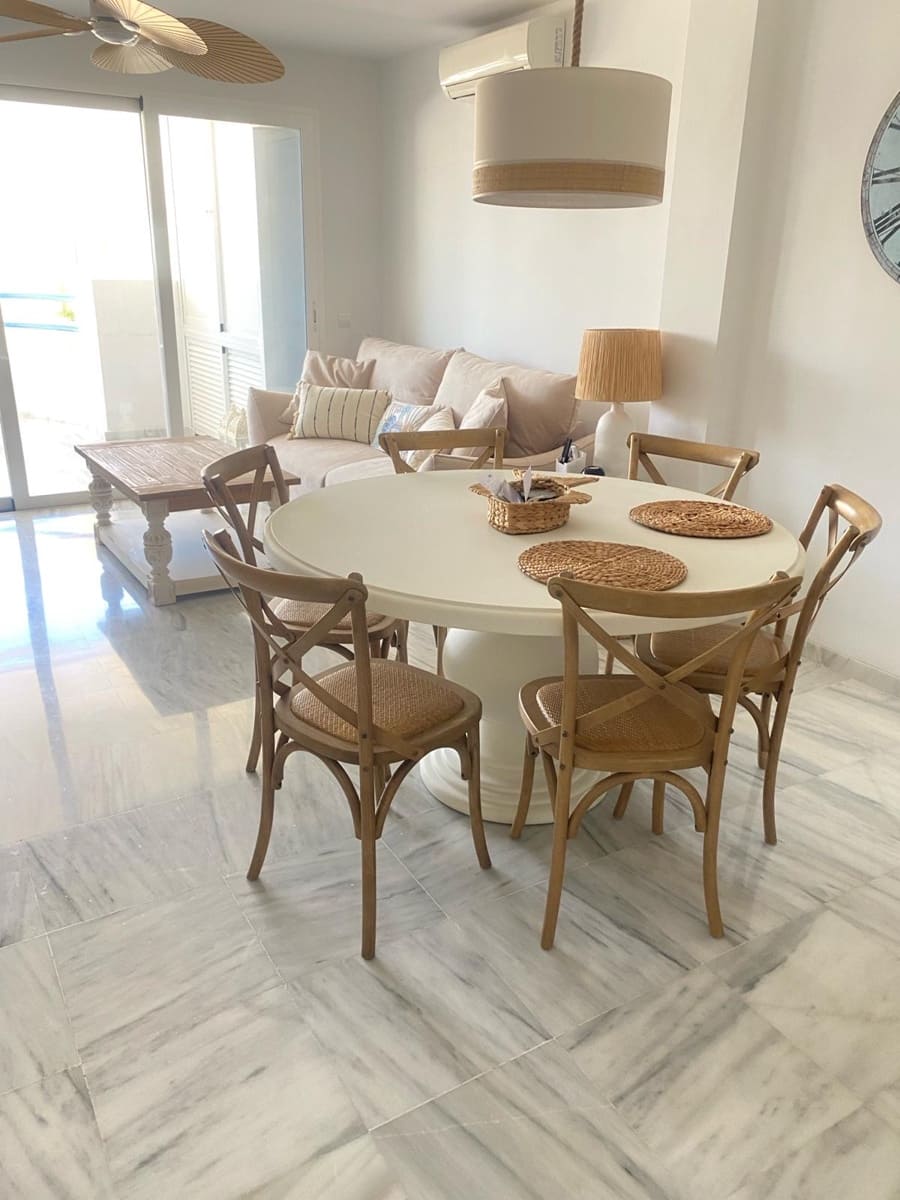 2 sypialnia Apartament do wynajęcia w Marbella z basenem garażem - 1 700 € (Ref: 7797826)