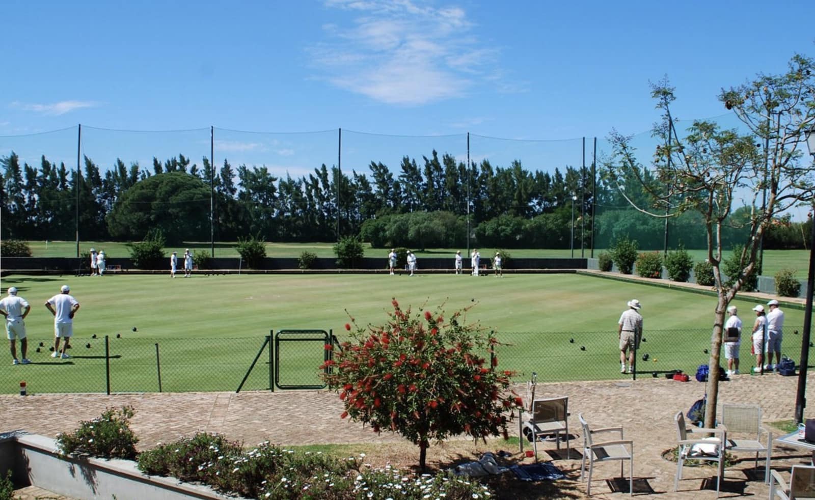 2 bedroom Apartment for sale in Isla Canela with pool garage - € 155,000 (Ref: 8016314)