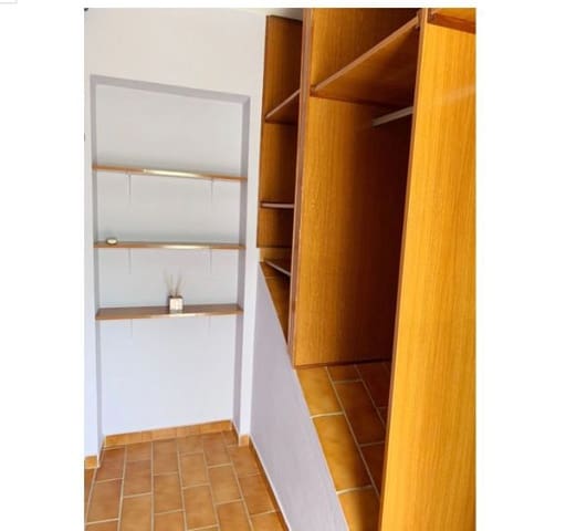 Adosado de 3 habitaciones en Ayamonte en venta - 165.000 € (Ref: 8277259)