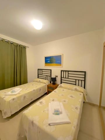 Apartamento de 3 habitaciones en Ayamonte en alquiler con piscina - 2.300 € (Ref: 8299146)