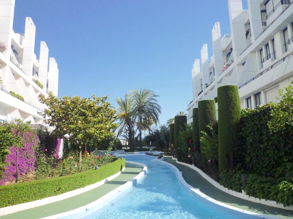 2 quarto Apartamento para arrendar em Marbella com piscina garagem - 1 800 € (Ref: 8325052)
