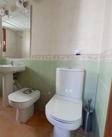 3 soveværelse Lejlighed til leje i Ayamonte med swimmingpool garage - € 700 (Ref: 9438213)