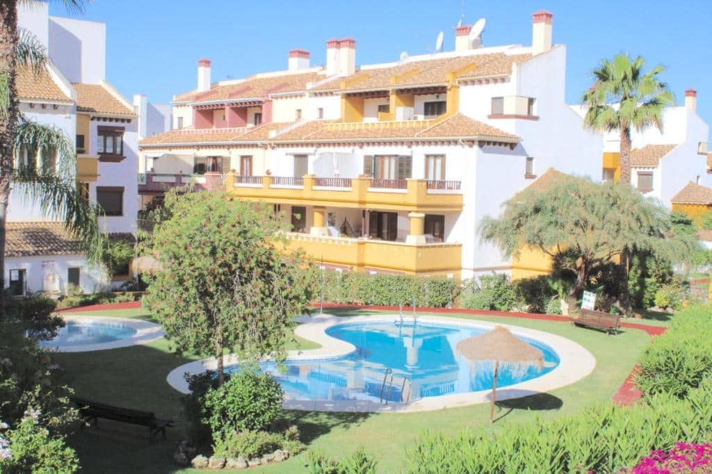 Apartamento de 3 habitaciones en Ayamonte en alquiler con piscina garaje - 700 € (Ref: 9438213)