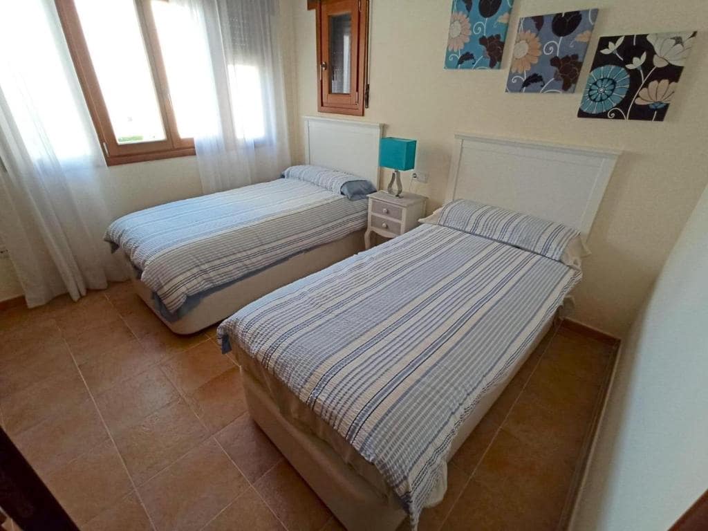 Apartamento de 3 habitaciones en Ayamonte en alquiler con piscina garaje - 700 € (Ref: 9438213)