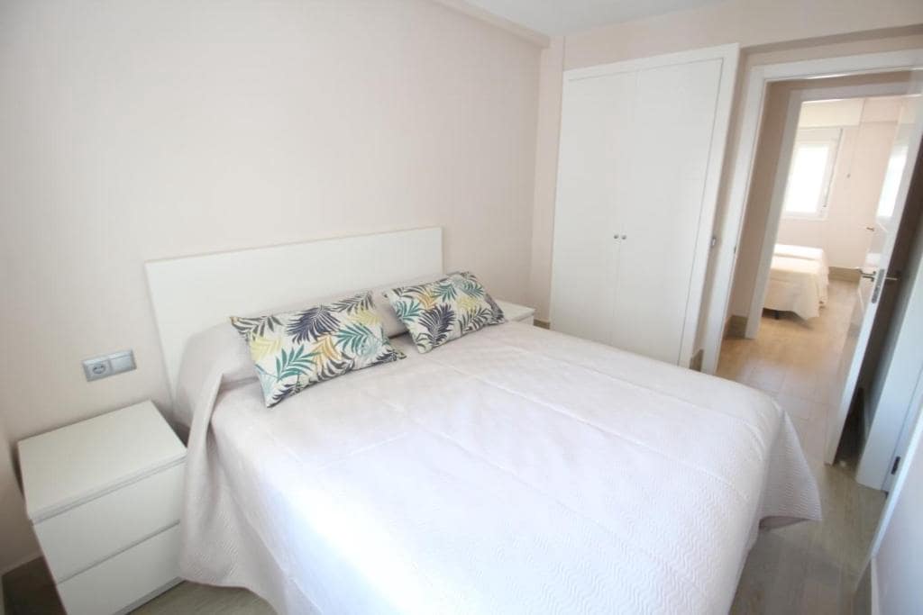 3 makuuhuone Huoneisto vuokrattavana paikassa Marbella mukana uima-altaan 
autotalli - 1 300 € (Ref: 9438258)