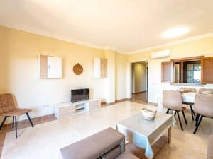 Apartamento de 2 habitaciones en Ayamonte en alquiler con piscina - 600 € (Ref: 9438345)