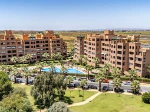 Apartamento de 2 habitaciones en Ayamonte en alquiler con piscina - 600 € (Ref: 9438345)