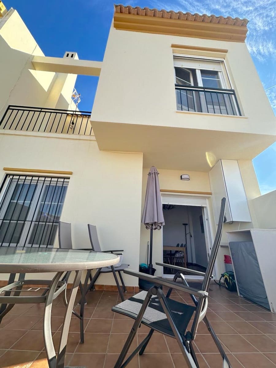 4 sypialnia Dom szeregowy na kwatery wakacyjne w Ayamonte z garażem - 550 € (Ref: 9493907)