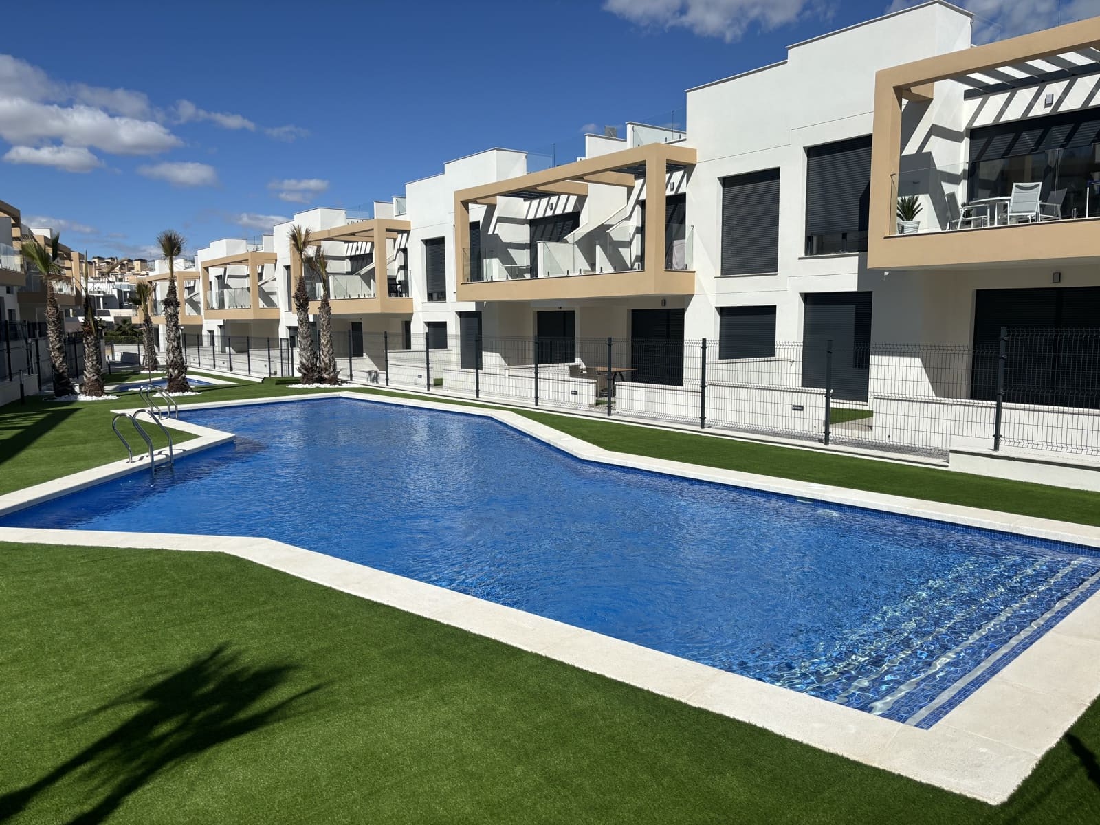 2 bedroom Apartment for sale in Orihuela Costa with pool garage - € 255,000 (Ref: 9844597)