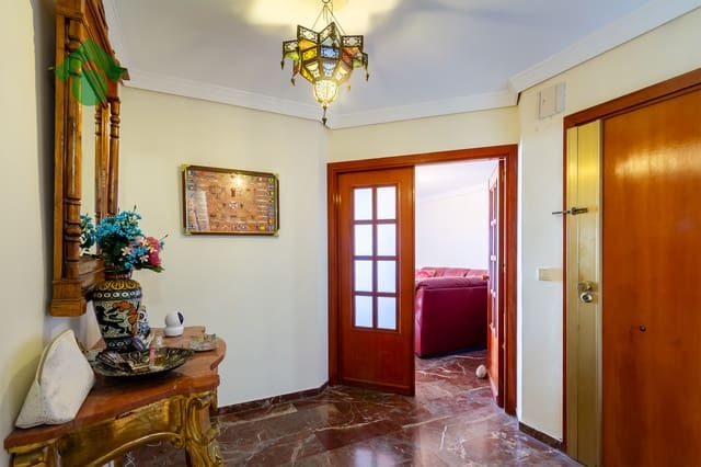 3 bedroom Apartment for sale in Almuñécar with garage - € 639,900 (Ref: 10037697)
