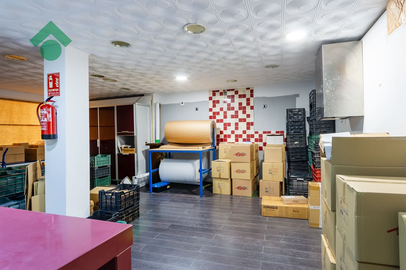 Comercial para venda em Almunecar - 74 900 € (Ref: 10037698)