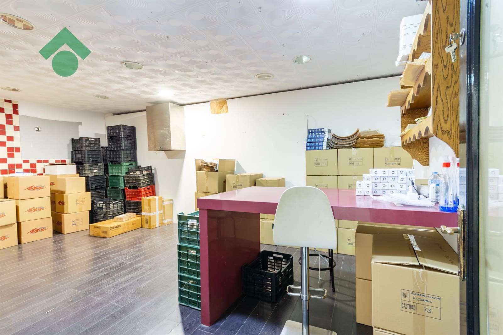 Comercial para venda em Almunecar - 74 900 € (Ref: 10037698)