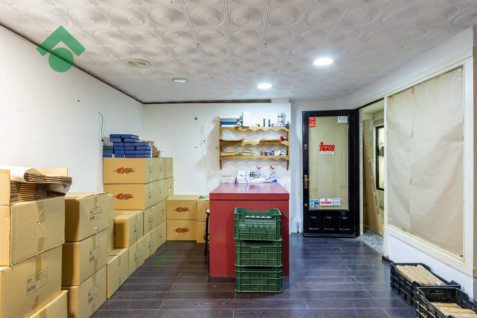 Comercial para venda em Almunecar - 74 900 € (Ref: 10037698)
