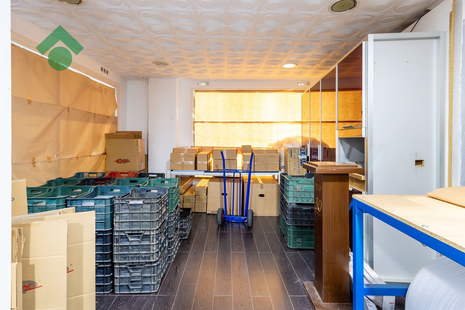 Comercial para venda em Almunecar - 74 900 € (Ref: 10037698)