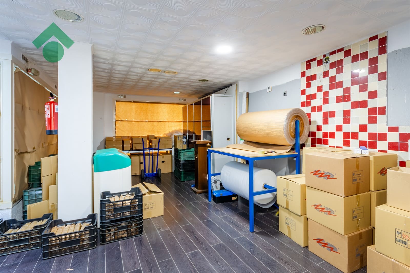 Comercial para venda em Almunecar - 74 900 € (Ref: 10037698)