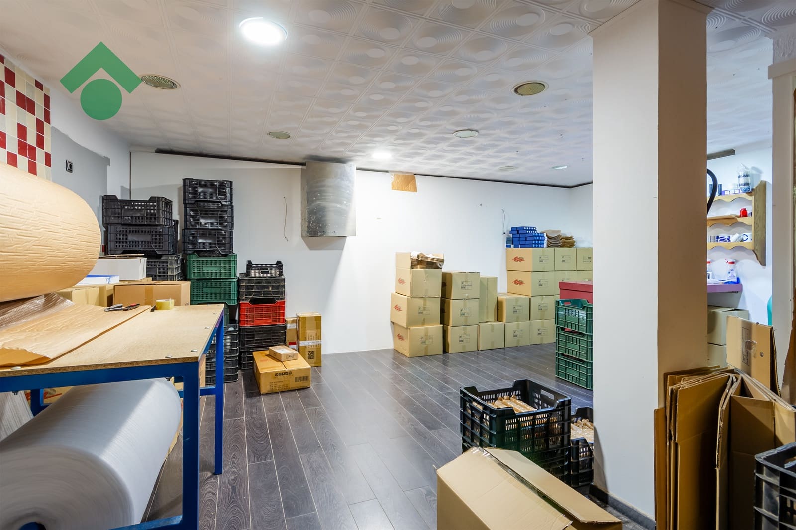 Comercial para venda em Almunecar - 74 900 € (Ref: 10037698)