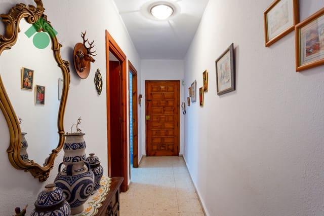 3 bedroom Apartment for sale in Almuñécar - € 149,900 (Ref: 10037699)
