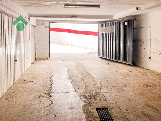 Autotalli myytävänä paikassa Almuñécar - 25 900 € (Ref: 10037700)