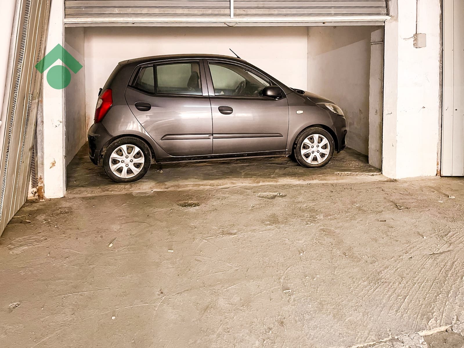 Garage for sale in Almunecar - € 25,900 (Ref: 10037700)