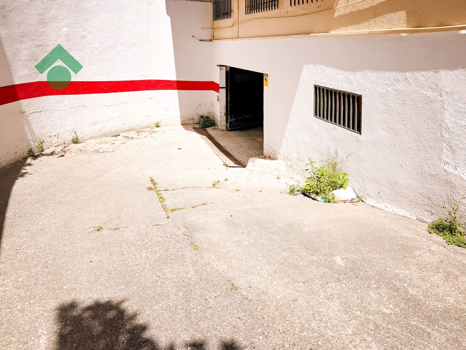 Garage for sale in Almunecar - € 25,900 (Ref: 10037700)