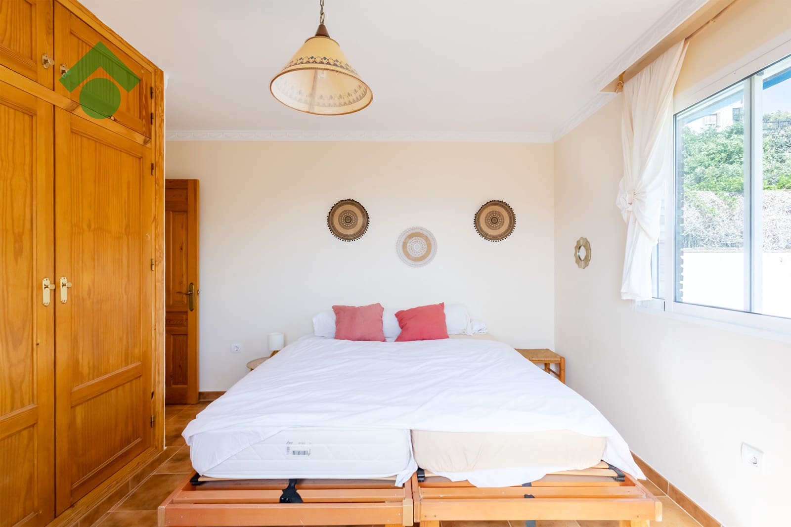 4 sypialnia Willa na sprzedaż w Jete z basenem - 289 900 € (Ref: 10037701)