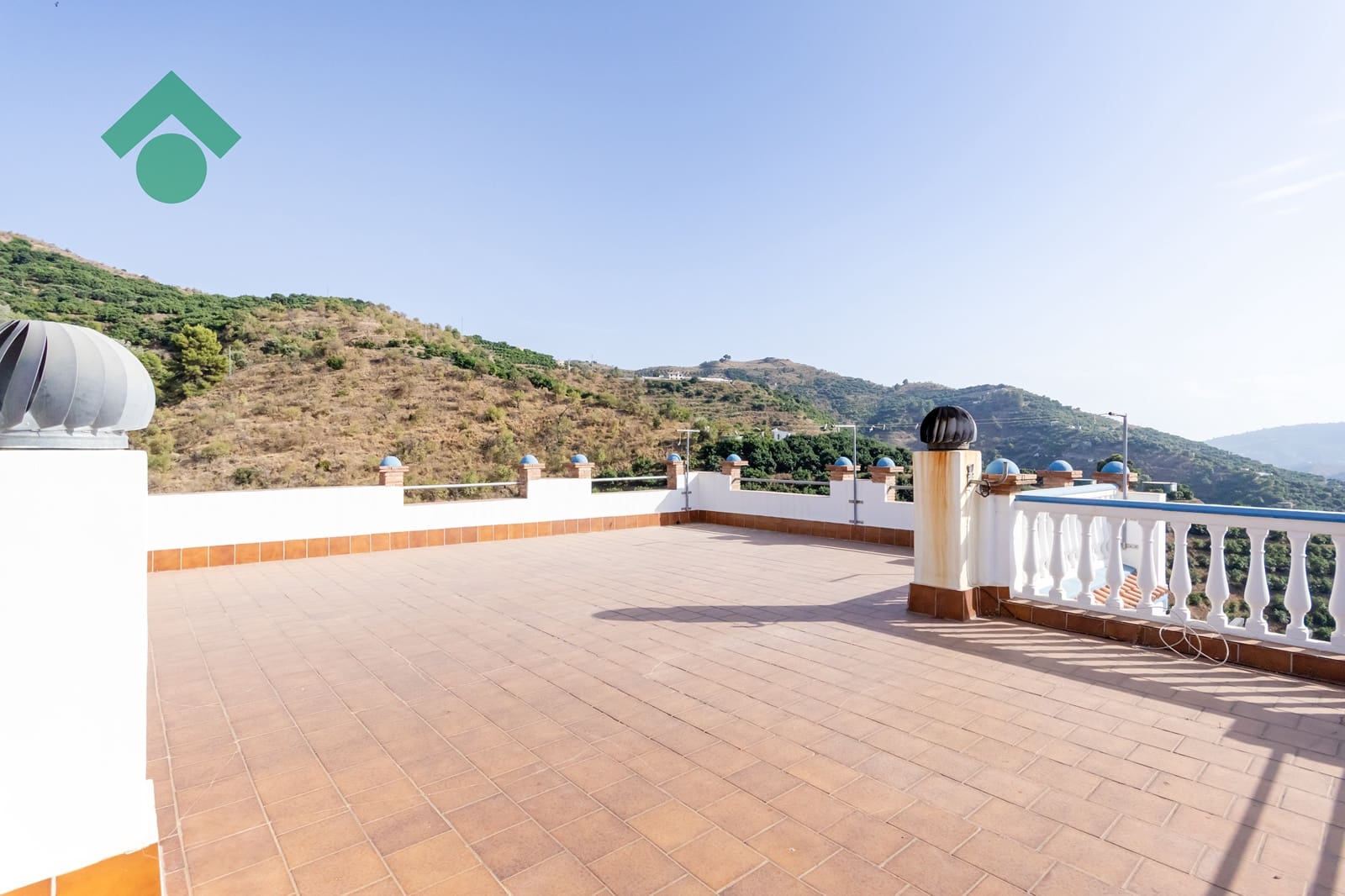 4 sypialnia Willa na sprzedaż w Jete z basenem - 289 900 € (Ref: 10037701)