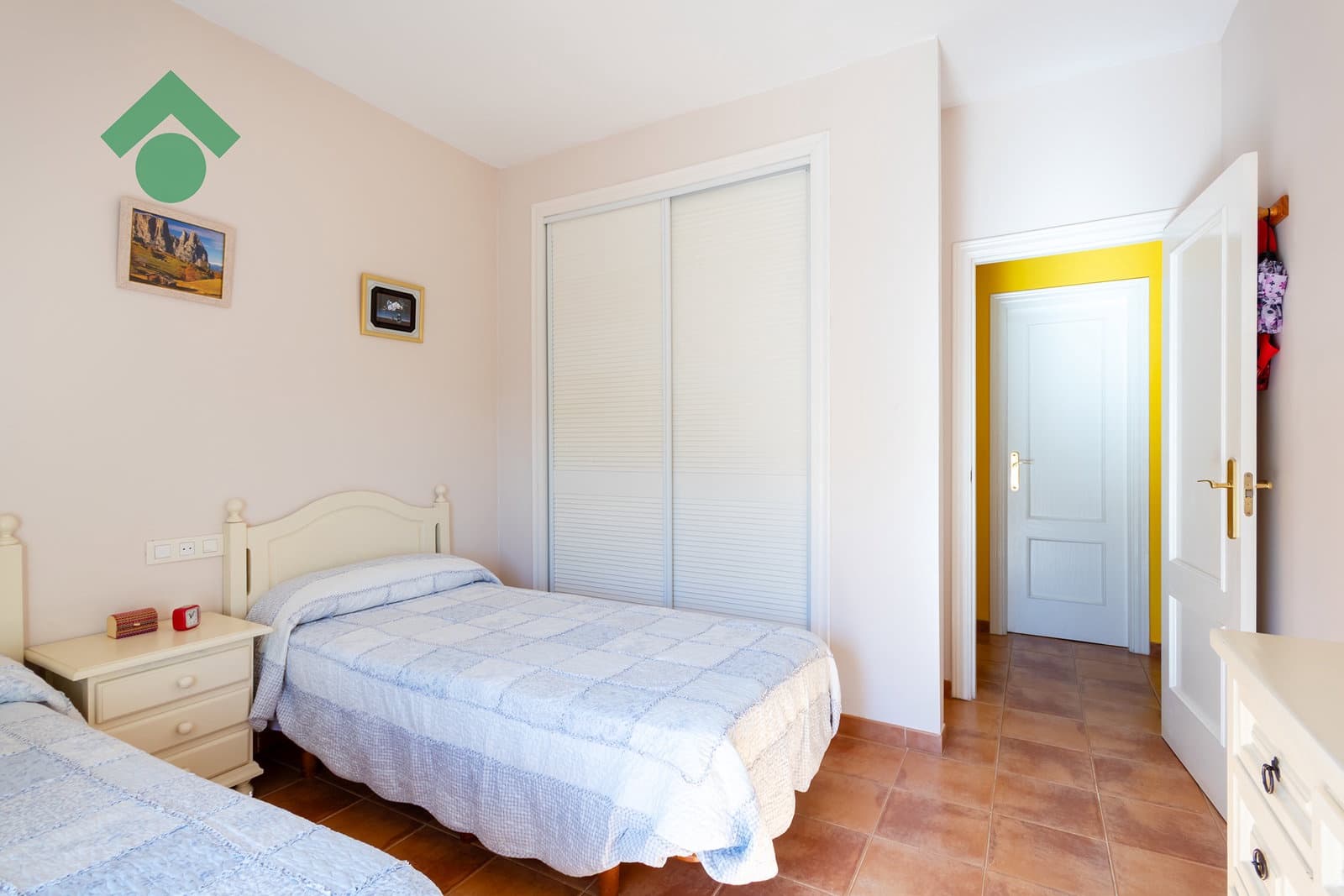 3 slaapkamer Rijtjeshuis te koop in Almunecar met garage - € 290.000 (Ref: 10148187)