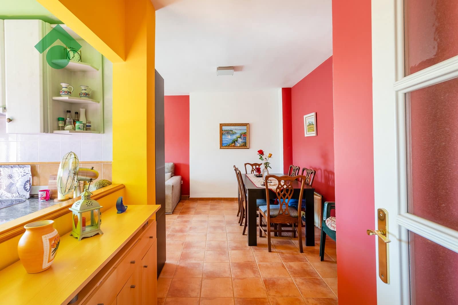 3 slaapkamer Rijtjeshuis te koop in Almunecar met garage - € 290.000 (Ref: 10148187)