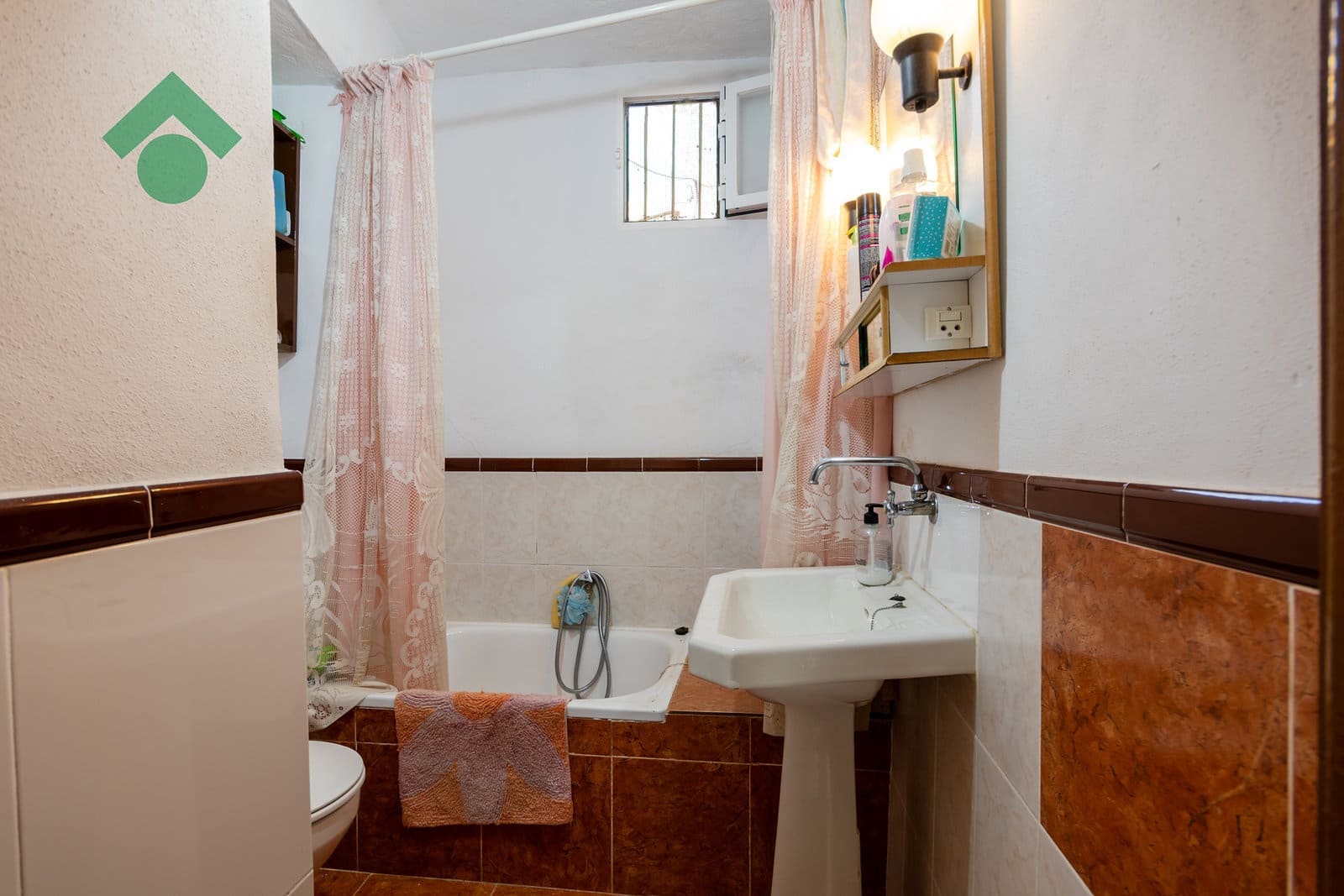 Finca/Casa Rural de 4 habitaciones en Almuñécar en venta con garaje - 99.900 € (Ref: 10165579)