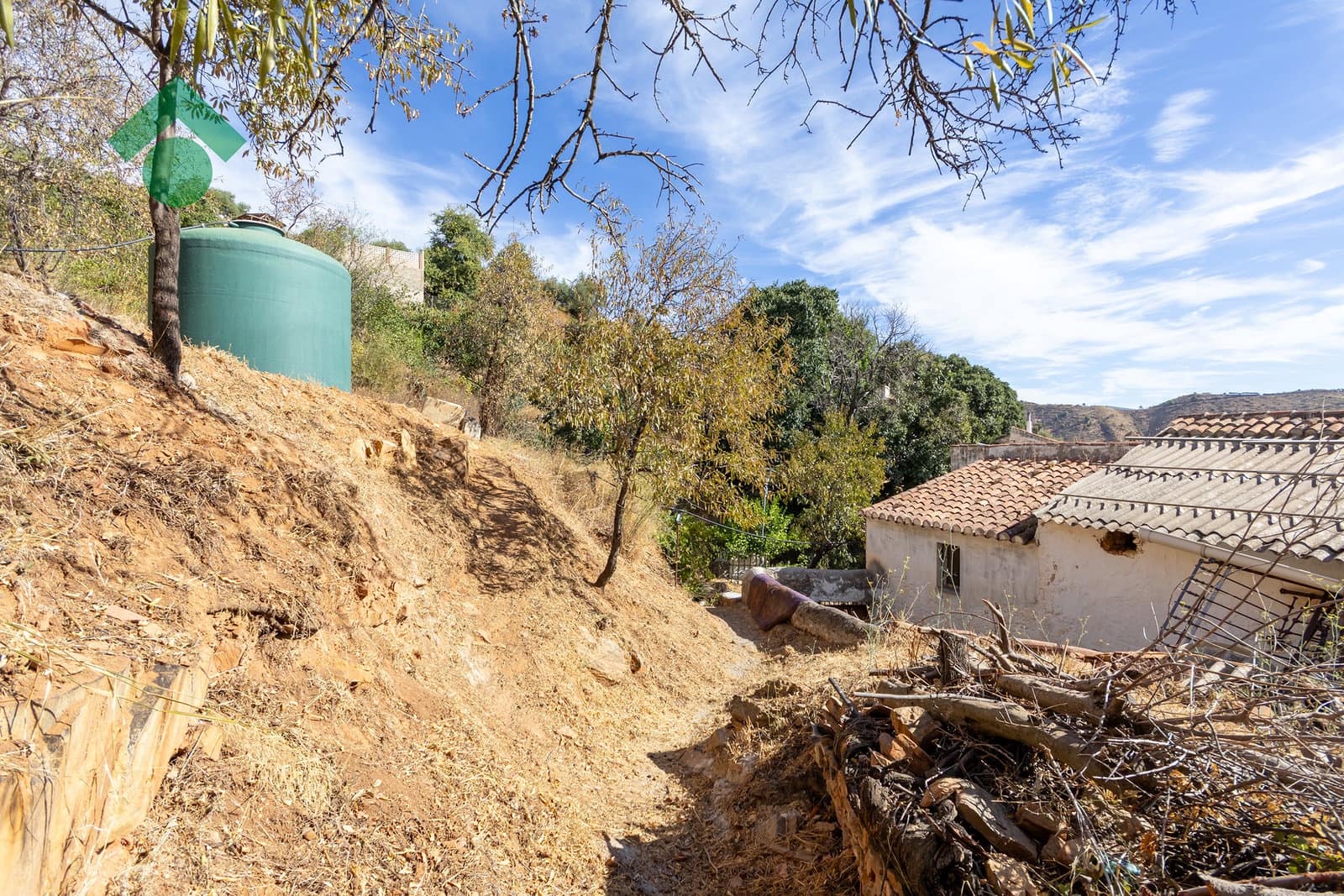 Finca/Casa Rural de 4 habitaciones en Almuñécar en venta con garaje - 99.900 € (Ref: 10165579)