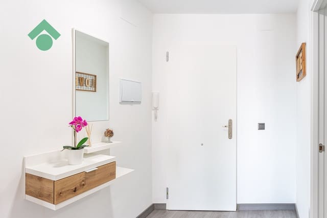 2 bedroom Apartment for sale in Nerja - € 319,000 (Ref: 8601008)