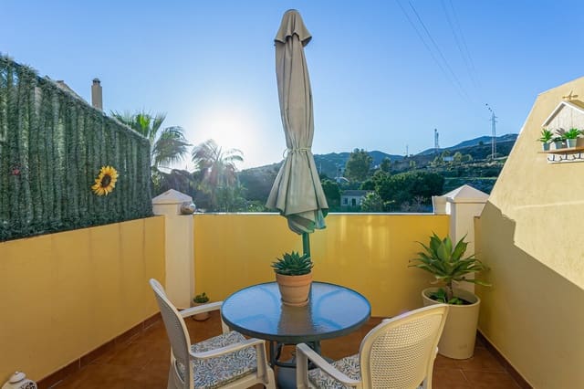 2 soveværelse Rækkehus til salg i Nerja - € 339.900 (Ref: 8690159)