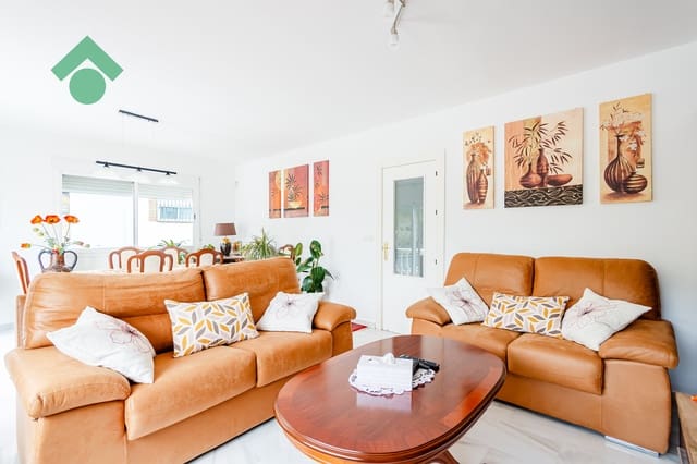 3 sypialnia Willa na sprzedaż w Almuñécar z basenem - 449 900 € (Ref: 8969757)