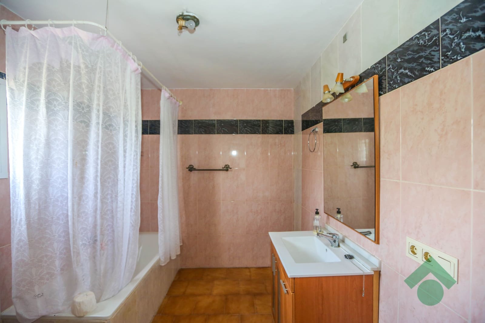 3 soveværelse Finca/Landehus til salg i Almunecar - € 219.900 (Ref: 9077478)