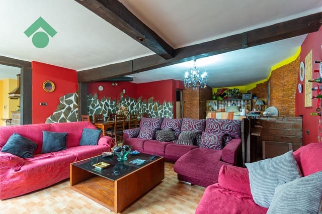 2 makuuhuone Huoneisto myytävänä paikassa Almuñécar mukana uima-altaan 
autotalli - 189 900 € (Ref: 9168872)