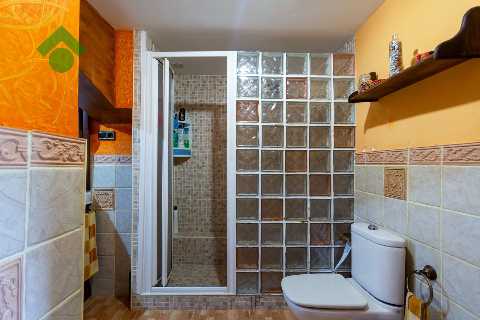 2 soverom Leilighet til salgs i Almunecar med svømmebasseng garasje - € 189 900 (Ref: 9168872)