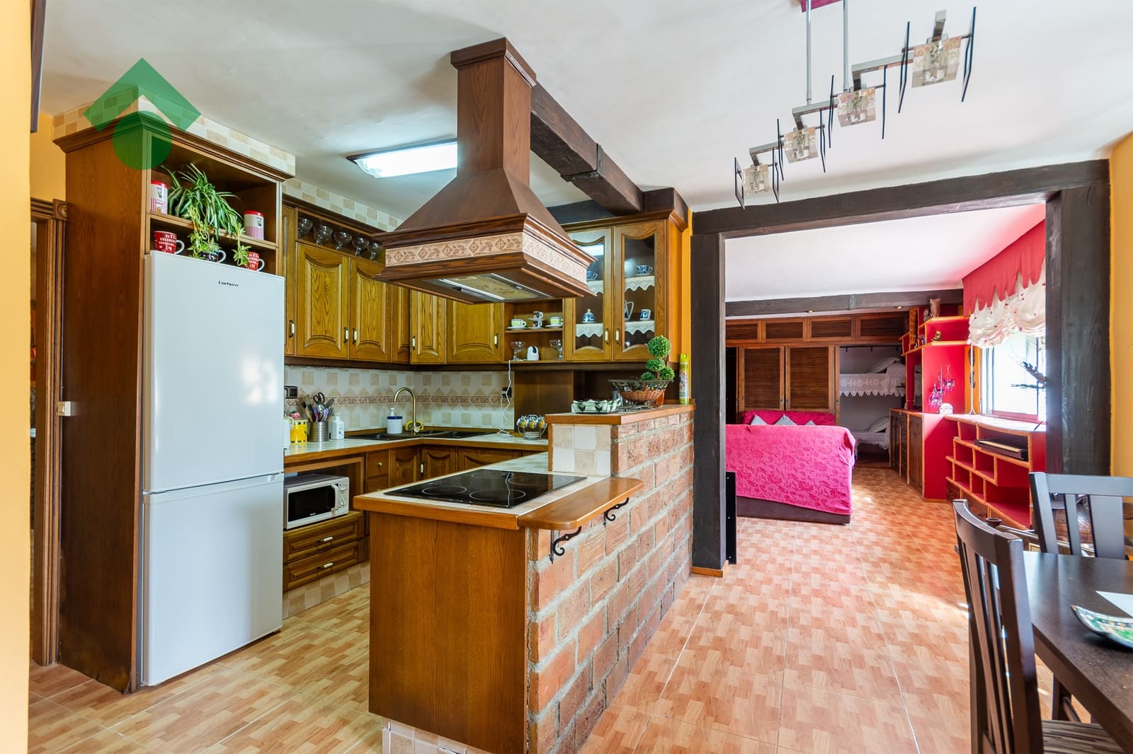 2 soverom Leilighet til salgs i Almunecar med svømmebasseng garasje - € 189 900 (Ref: 9168872)