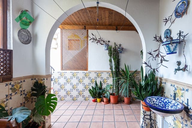 2 makuuhuone Huoneisto myytävänä paikassa Almuñécar mukana uima-altaan 
autotalli - 189 900 € (Ref: 9168872)