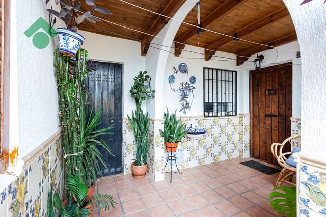 2 makuuhuone Huoneisto myytävänä paikassa Almuñécar mukana uima-altaan 
autotalli - 189 900 € (Ref: 9168872)