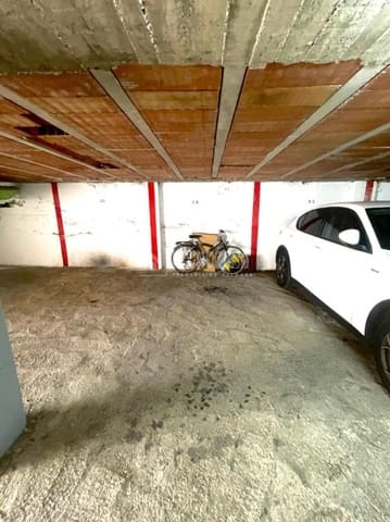 Garage til salg i Almuñécar - € 28.000 (Ref: 9246208)