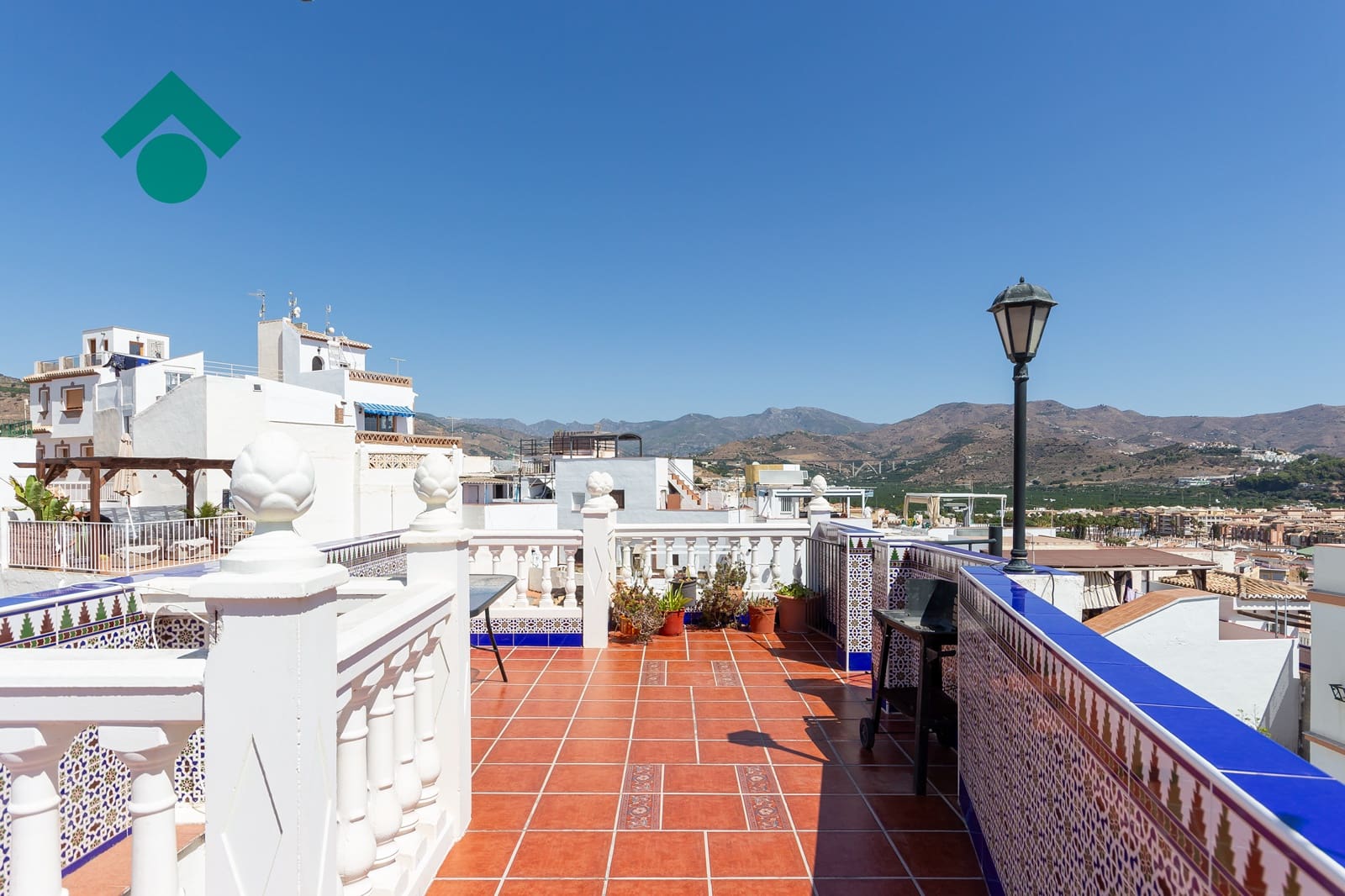 4 slaapkamer Huis te koop in Almunecar - € 210.000 (Ref: 9310211)