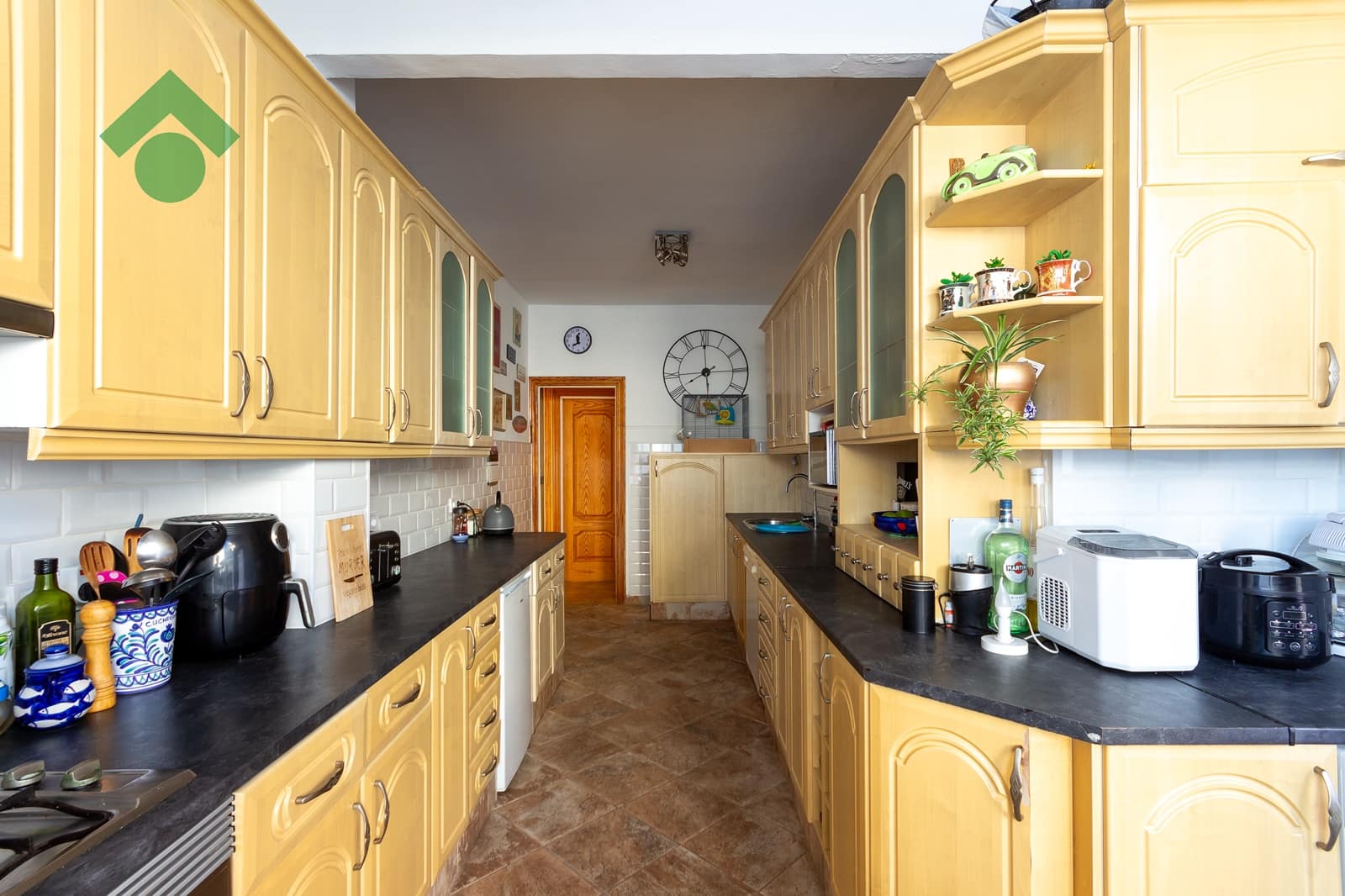 7 soverom Villa til salgs i Almunecar med svømmebasseng garasje - € 590 000 (Ref: 9344090)