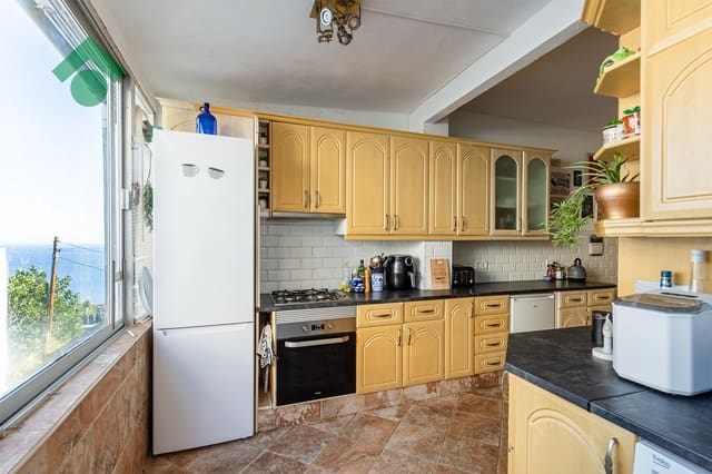 7 soverom Villa til salgs i Almuñécar med svømmebasseng garasje - € 590 000 (Ref: 9344090)