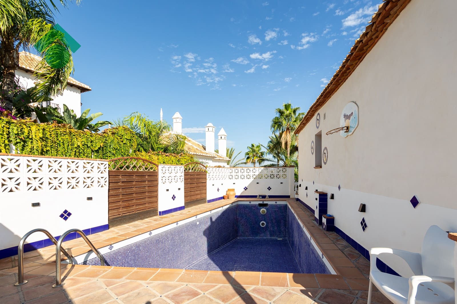 7 soverom Villa til salgs i Almunecar med svømmebasseng garasje - € 590 000 (Ref: 9344090)