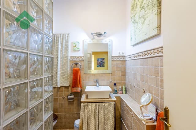 7 soverom Villa til salgs i Almuñécar med svømmebasseng garasje - € 590 000 (Ref: 9344090)