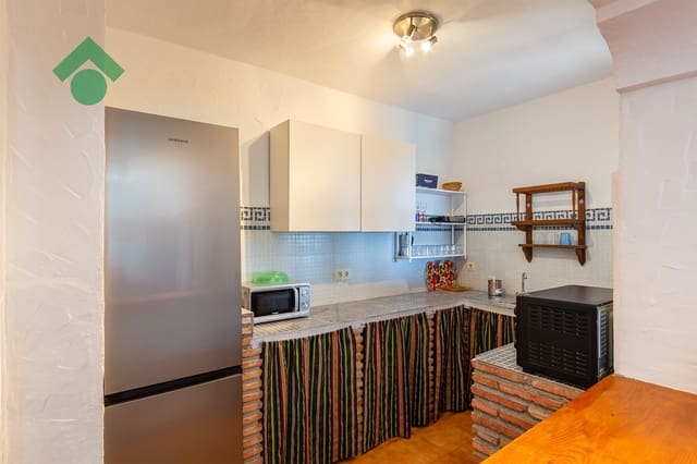 3 makuuhuone Omakotitalo myytävänä paikassa La Herradura, Almuñécar mukana uima-altaan 
autotalli - 379 900 € (Ref: 9352992)