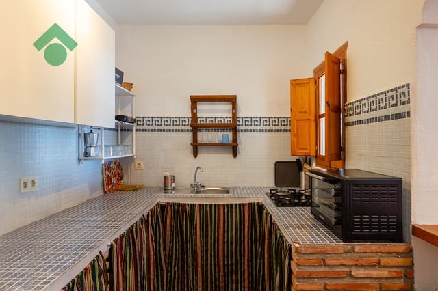 3 makuuhuone Omakotitalo myytävänä paikassa La Herradura, Almuñécar mukana uima-altaan 
autotalli - 379 900 € (Ref: 9352992)