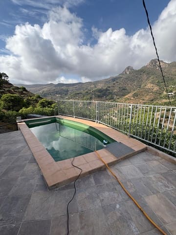 2 soveværelse Finca/Landehus til salg i Almuñécar med swimmingpool - € 299.900 (Ref: 9384936)