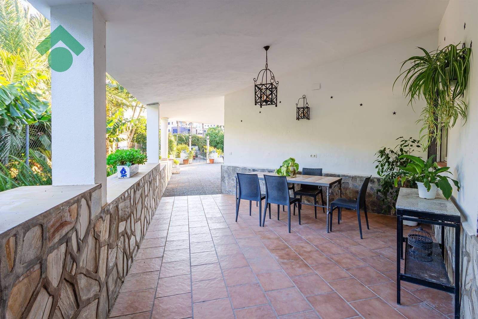 6 sovrum Villa till salu i Almunecar med garage - 635 000 € (Ref: 9421744)