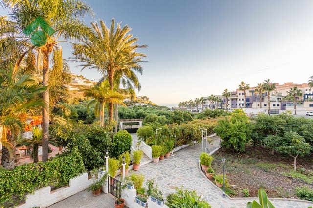 6 sovrum Villa till salu i Almuñécar med garage - 635 000 € (Ref: 9421744)